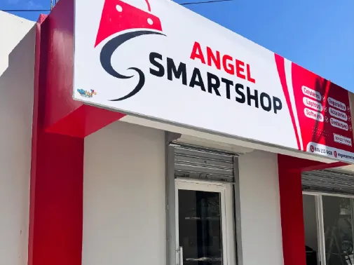 Letrero de fachada para una tienda de barrio